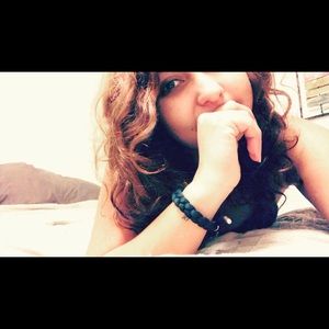 Meet your Posher, Sabrina